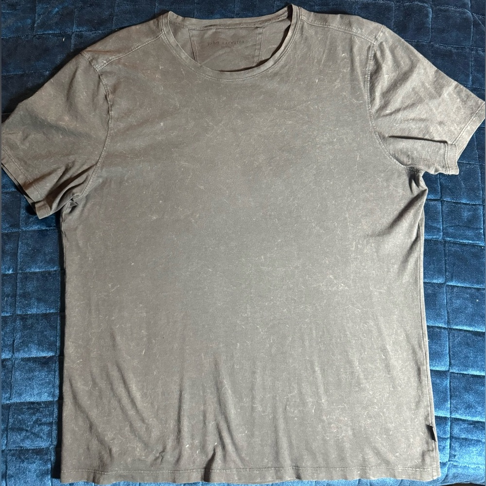 Like New Men’s John Varvatos Enzo Crew Shirt Size Large